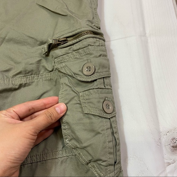 SUPERDRY Men’s Army Green Cargo Pants Size 32 - Picture 6 of 12